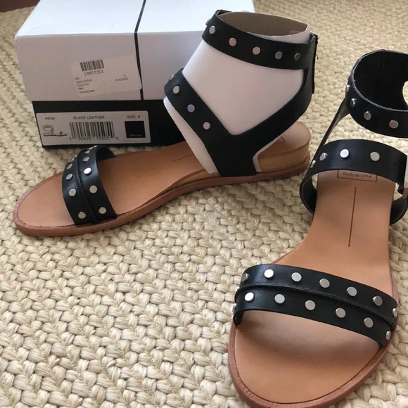 Dolce Vita “Prim” Black studded sandals - Picture 2 of 6